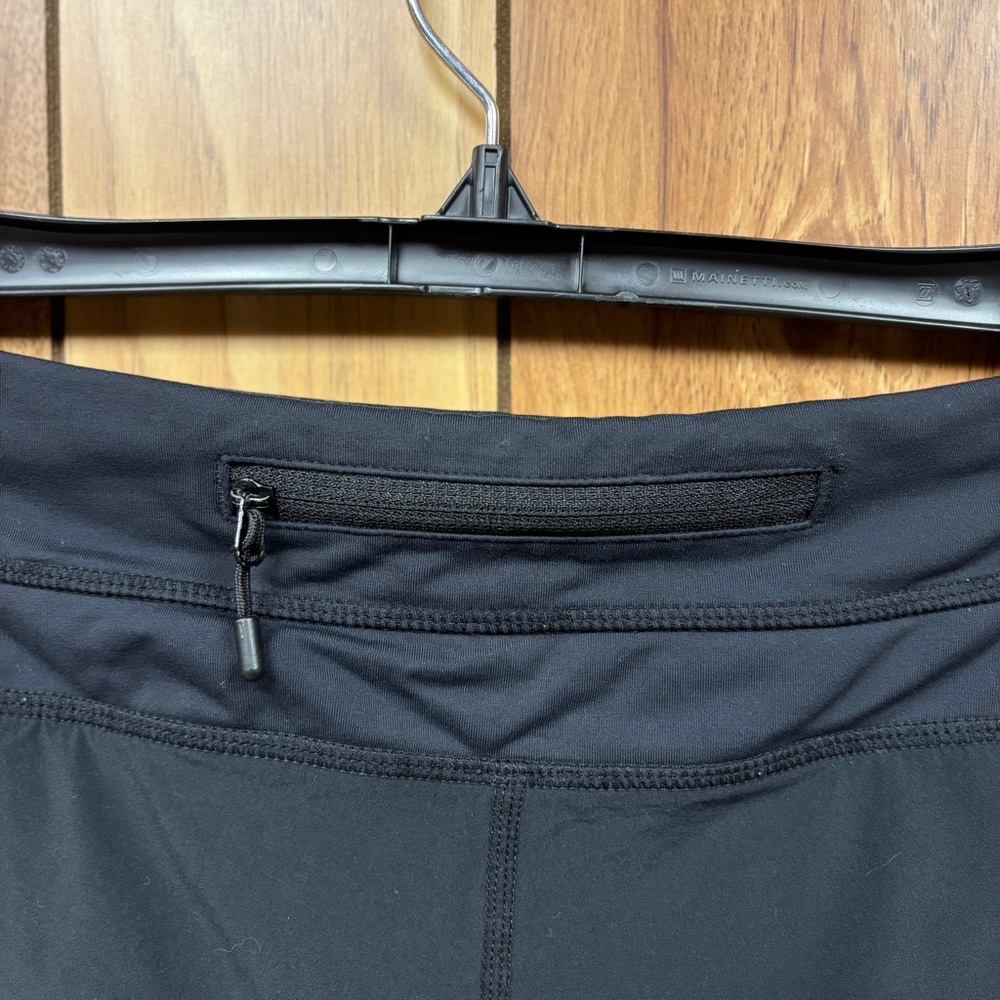 Lululemon 🍋 Shorts Size 10 - Picture 4 of 6
